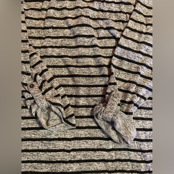 Reitmans top grey with black stripes. Stretchy fabric button down v neck sweater - Picture 6 of 10
